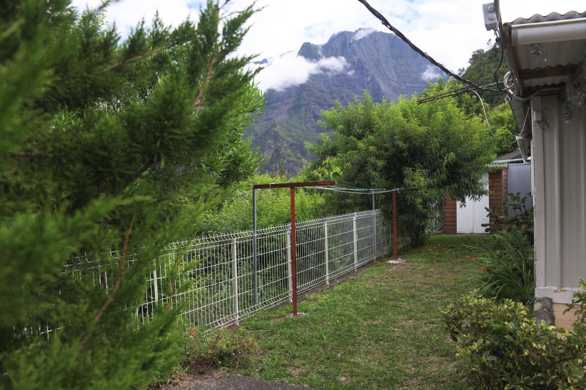 Le Chalet A Joel Cilaos Exterior foto